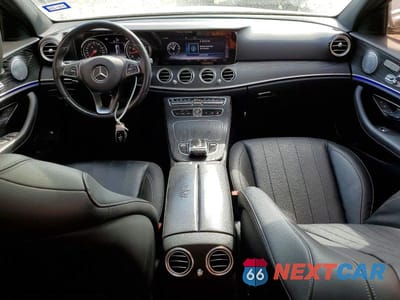 Zdjęcie 8 z 11 samochodu: 2018 MERCEDES-BENZ E 300 VIN:WDDZF4JB3JA366260 - miniatura
