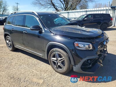 Czwarte zdjęcie samochodu z boku: 2022 MERCEDES-BENZ GLB 250 4MATIC VIN:W1N4M4HB1NW172215 - miniatura