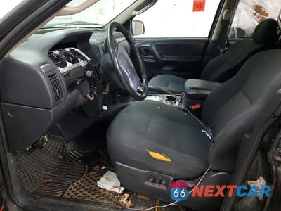 Zdjęcie 7 z 12 samochodu: 2002 JEEP GRAND CHEROKEE LAREDO VIN:1J4GW48S52C315852 - miniatura