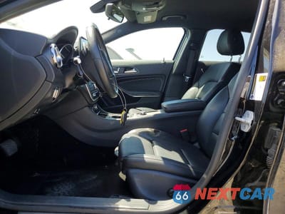 Zdjęcie 7 z 13 samochodu: 2018 MERCEDES-BENZ GLA 250 VIN:WDCTG4EB4JJ457443 - miniatura