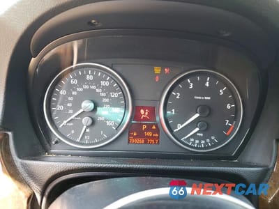 Zdjęcie 9 z 12 samochodu: 2006 BMW 325 I AUTOMATIC VIN:WBAVB17596NK38025 - miniatura
