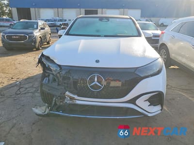Piąte zdjęcie samochodu w środku: 2023 MERCEDES-BENZ EQE SUV 500 4MATIC VIN:4JGGM2CB6PA034553 - miniatura