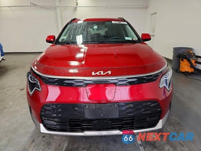 Piąte zdjęcie samochodu w środku: 2023 KIA NIRO EV WIND VIN:KNDCR3L14P5072700 - miniatura