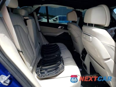 Zdjęcie 10 z 12 samochodu: 2024 BMW X5 M60I VIN:5UX33EU04R9S95624 - miniatura