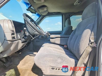 Zdjęcie 7 z 13 samochodu: 1998 GMC YUKON VIN:1GKEK13R0WJ724262 - miniatura