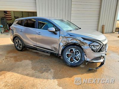 Czwarte zdjęcie samochodu z boku: 2023 KIA SPORTAGE LX VIN:KNDPU3AF7P7041721 - miniatura