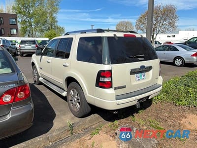 Trzecie zdjęcie samochodu z tyłu: 2006 FORD EXPLORER LIMITED VIN:1FMEU65E26UB35978 - miniatura