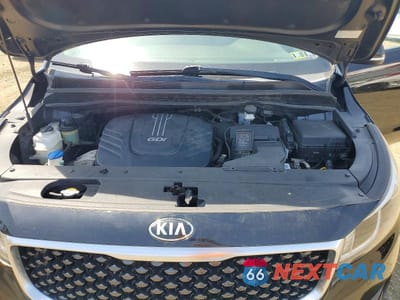 Zdjęcie 12 z 13 samochodu: 2018 KIA SEDONA LX VIN:KNDMB5C12J6395763 - miniatura
