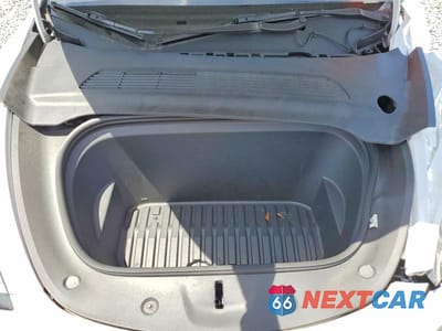 Zdjęcie 11 z 12 samochodu: 2021 TESLA MODEL Y VIN:5YJYGDEE4MF197790 - miniatura