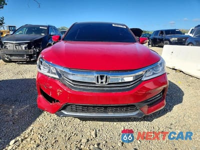Piąte zdjęcie samochodu w środku: 2017 HONDA ACCORD SPORT VIN:1HGCR2F54HA272706 - miniatura