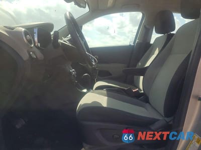 Zdjęcie 7 z 13 samochodu: 2016 CHEVROLET TRAX LS VIN:3GNCJKSB1GL266068 - miniatura