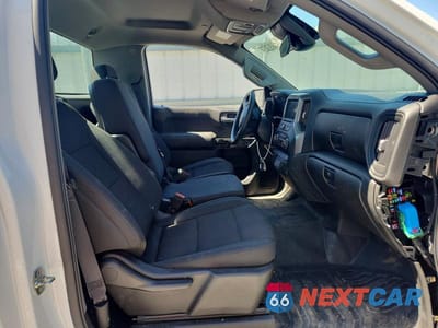 Zdjęcie 10 z 12 samochodu: 2025 CHEVROLET SILVERADO C1500 VIN:3GCNAAED2SG394734 - miniatura