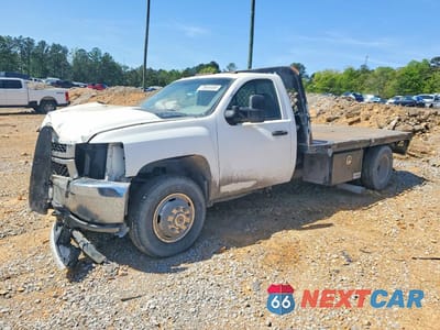 2014 CHEVROLET SILVERADO FLATBED TRUCK 1GB3CZC89EF134721 - główne zdjęcie licytacji z USA - miniatura