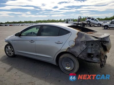 Drugie zdjęcie samochodu z przodu: 2020 HYUNDAI ELANTRA SEL VIN:5NPD84LF4LH559950 - miniatura