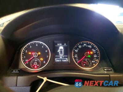 Zdjęcie 9 z 12 samochodu: 2016 VOLKSWAGEN TIGUAN S VIN:WVGAV7AX4GW548760 - miniatura