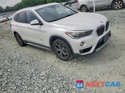 Czwarte zdjęcie samochodu z boku: 2016 BMW X1 XDRIVE28I VIN:WBXHT3C39G5E56356 - miniatura