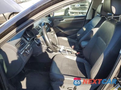 Zdjęcie 7 z 11 samochodu: 2017 VOLKSWAGEN PASSAT VIN:1VWBT7A39HC054891 - miniatura