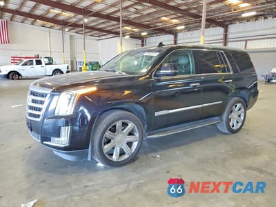2018 CADILLAC ESCALADE LUXURY 1GYS4BKJ7JR395770 - główne zdjęcie licytacji z USA - miniatura