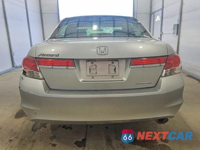 Zdjęcie 6 z 12 samochodu: 2012 HONDA ACCORD SE VIN:1HGCP2F69CA138605 - miniatura