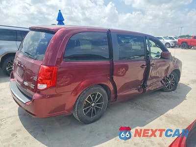 Trzecie zdjęcie samochodu z tyłu: 2019 DODGE GRAND CARAVAN GT VIN:2C4RDGEG0KR623539 - miniatura