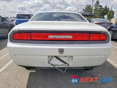 Zdjęcie 6 z 12 samochodu: 2013 DODGE CHALLENGER SXT VIN:2C3CDYAG4DH693821 - miniatura