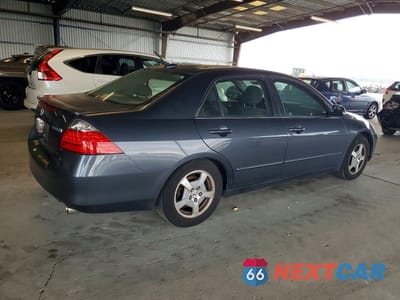 Trzecie zdjęcie samochodu z tyłu: 2007 HONDA ACCORD HYBRID VIN:JHMCN36437C002729 - miniatura