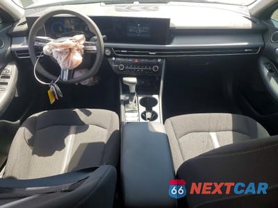 Zdjęcie 8 z 12 samochodu: 2025 HYUNDAI SONATA SE VIN:KMHL24JA4SA504789 - miniatura