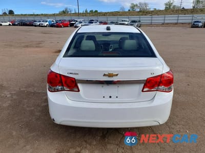 Zdjęcie 6 z 12 samochodu: 2015 CHEVROLET CRUZE LT VIN:1G1PC5SB6F7137406 - miniatura