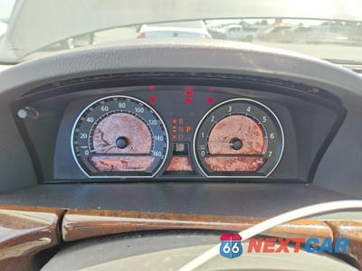 Zdjęcie 9 z 12 samochodu: 2005 BMW 745 LI VIN:WBAGN63565DS57378 - miniatura