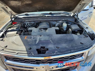 Zdjęcie 11 z 12 samochodu: 2018 CHEVROLET SUBURBAN K1500 LT VIN:1GNSKHKC8JR236330 - miniatura