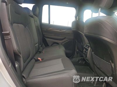 Zdjęcie 11 z 13 samochodu: 2025 JEEP GRAND CHEROKEE LAREDO VIN:1C4RJGAGXSC324843 - miniatura