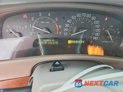 Zdjęcie 9 z 12 samochodu: 2001 BUICK PARK AVENUE VIN:1G4CW54KX14184275 - miniatura