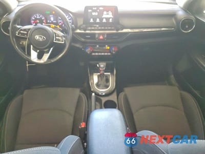 Zdjęcie 8 z 12 samochodu: 2019 KIA FORTE S VIN:3KPF34AD2KE048619 - miniatura