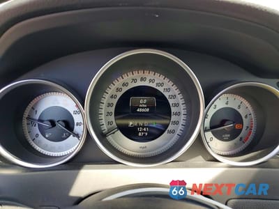 Zdjęcie 9 z 12 samochodu: 2013 MERCEDES-BENZ C 250 VIN:WDDGF4HB7DA871610 - miniatura