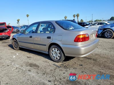 Drugie zdjęcie samochodu z przodu: 2000 HONDA CIVIC LX VIN:2HGEJ6672YH588101 - miniatura