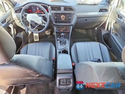 Zdjęcie 8 z 13 samochodu: 2022 VOLKSWAGEN TIGUAN SE R-LINE BLACK VIN:3VVCB7AX3NM110283 - miniatura