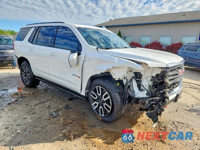 Czwarte zdjęcie samochodu z boku: 2023 GMC YUKON AT4 VIN:1GKS2CKL1PR430917 - miniatura