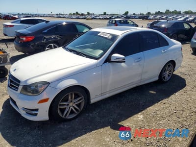 2014 MERCEDES-BENZ C 250 WDDGF4HB8ER306737 - główne zdjęcie licytacji z USA - miniatura