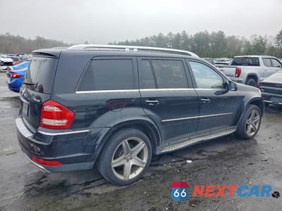 Trzecie zdjęcie samochodu z tyłu: 2012 MERCEDES-BENZ GL 550 4MATIC VIN:4JGBF8GE9CA788200 - miniatura