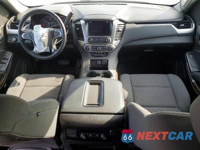 Zdjęcie 8 z 12 samochodu: 2019 CHEVROLET TAHOE C1500 LS VIN:1GNSCAKC0KR305968 - miniatura