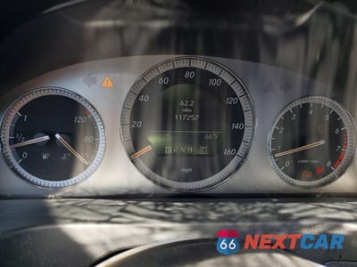 Zdjęcie 9 z 13 samochodu: 2008 MERCEDES-BENZ C 350 VIN:WDDGF56X78R037770 - miniatura