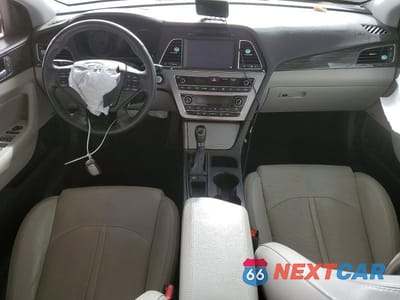 Zdjęcie 8 z 12 samochodu: 2015 HYUNDAI SONATA LIMITED VIN:5NPE34AF5FH179168 - miniatura