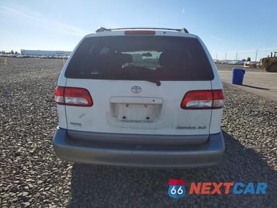 Zdjęcie 6 z 14 samochodu: 2002 TOYOTA SIENNA XLE VIN:4T3ZF13C82U444386 - miniatura