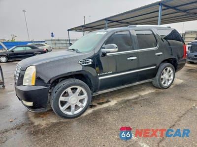 2008 CADILLAC ESCALADE LUXURY 1GYEC63828R130185 - główne zdjęcie licytacji z USA - miniatura