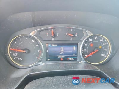 Zdjęcie 9 z 13 samochodu: 2020 CHEVROLET BLAZER 1LT VIN:3GNKBBRA5LS611480 - miniatura