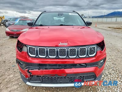 Piąte zdjęcie samochodu w środku: 2023 JEEP COMPASS LIMITED VIN:3C4NJDCN4PT522483 - miniatura