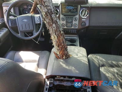 Zdjęcie 8 z 13 samochodu: 2016 FORD F350 SUPER DUTY VIN:1FT8W3BT2GEA37820 - miniatura