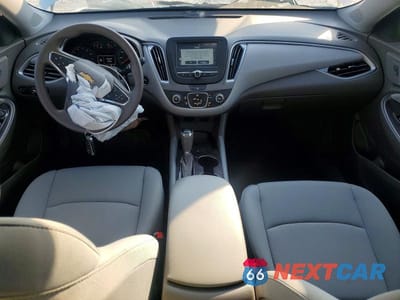 Zdjęcie 8 z 12 samochodu: 2018 CHEVROLET MALIBU LS VIN:1G1ZB5STXJF260354 - miniatura