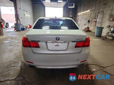 Zdjęcie 6 z 12 samochodu: 2011 BMW 740 LI VIN:WBAKB4C55BC573833 - miniatura