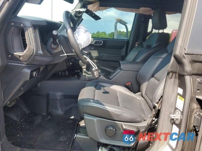 Zdjęcie 7 z 14 samochodu: 2025 FORD BRONCO VIN:1FMDE7BH1SLA92117 - miniatura
